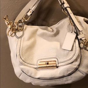 Coach shoulder bag in bone white